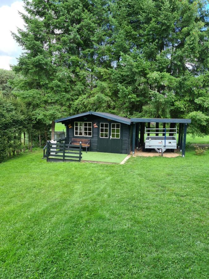 Guesthouse Wallenborn - Lodge Bagian luar foto