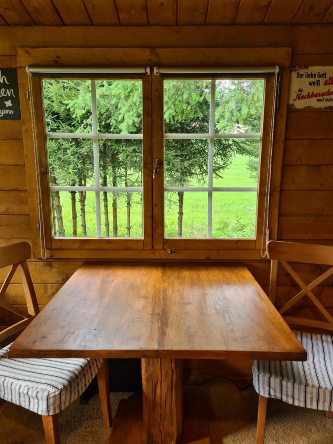 Guesthouse Wallenborn - Lodge Bagian luar foto